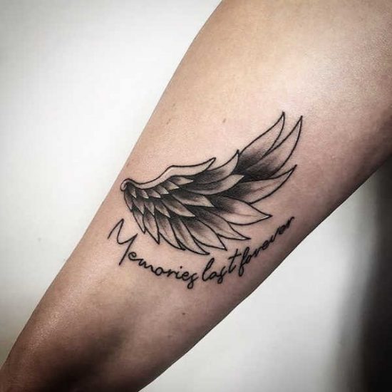 Vingar tatuering: Betydelse, design och foton Tatuering idéer och betydelser Vingar tatuering: Betydelse, design och foton